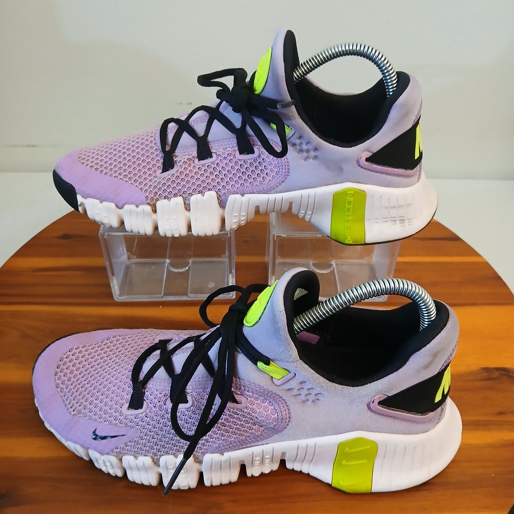 Nike Free Metcon 4 Women Size 9 Purple Running Shoes Sneakers CZ0596-501